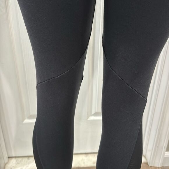 ADIDAS WOMEN’S SPORTSWEAR. - Picture 8 of 11